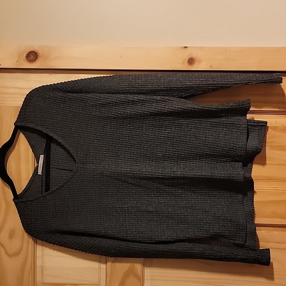 Active USA Sweater - Picture 1 of 4